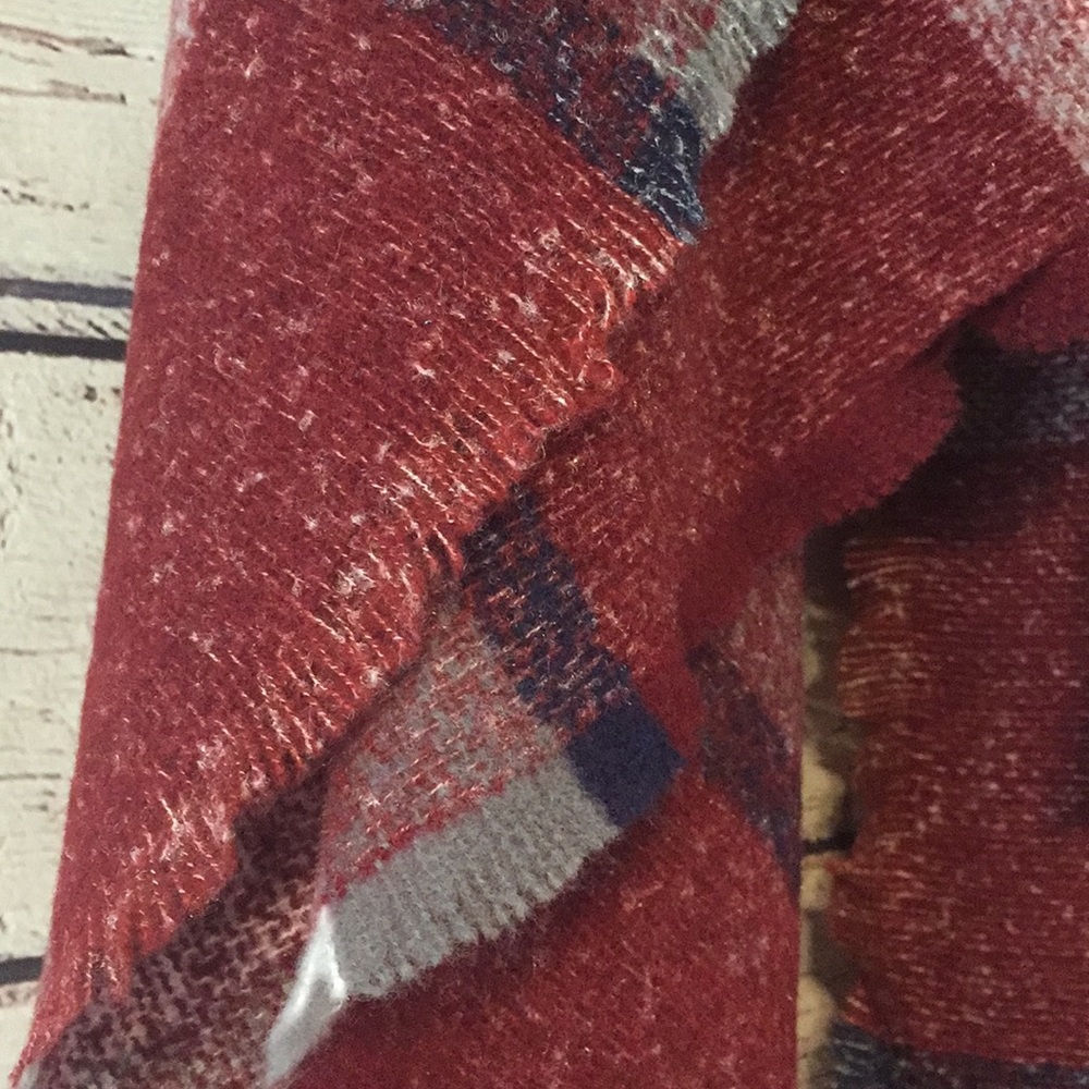 🍁Red Plaid Blanket Scarf - Picture 6 of 7